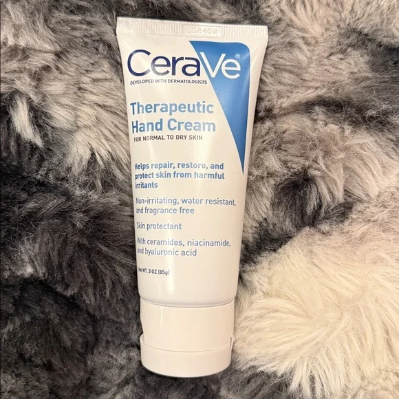 NWT CeraVe Therapeutic Hand Cream with Hyaluronic Acid & Ceremides - Picture 2 of 12